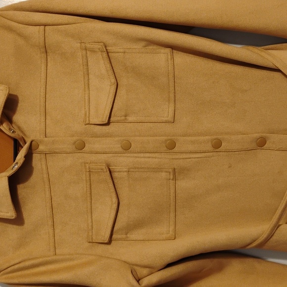 🌼 Coat 🌼 - Picture 4 of 9